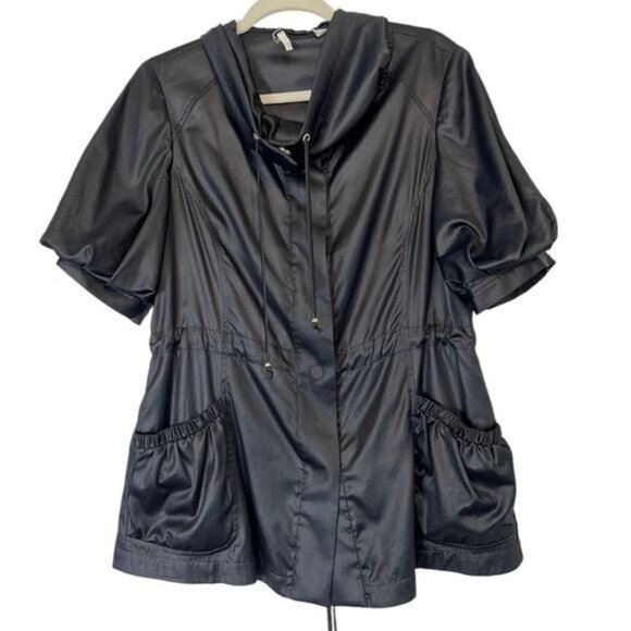 ST JOHN Silk Blend Short Sleeve Jacket With Cowl Neck Size Small
